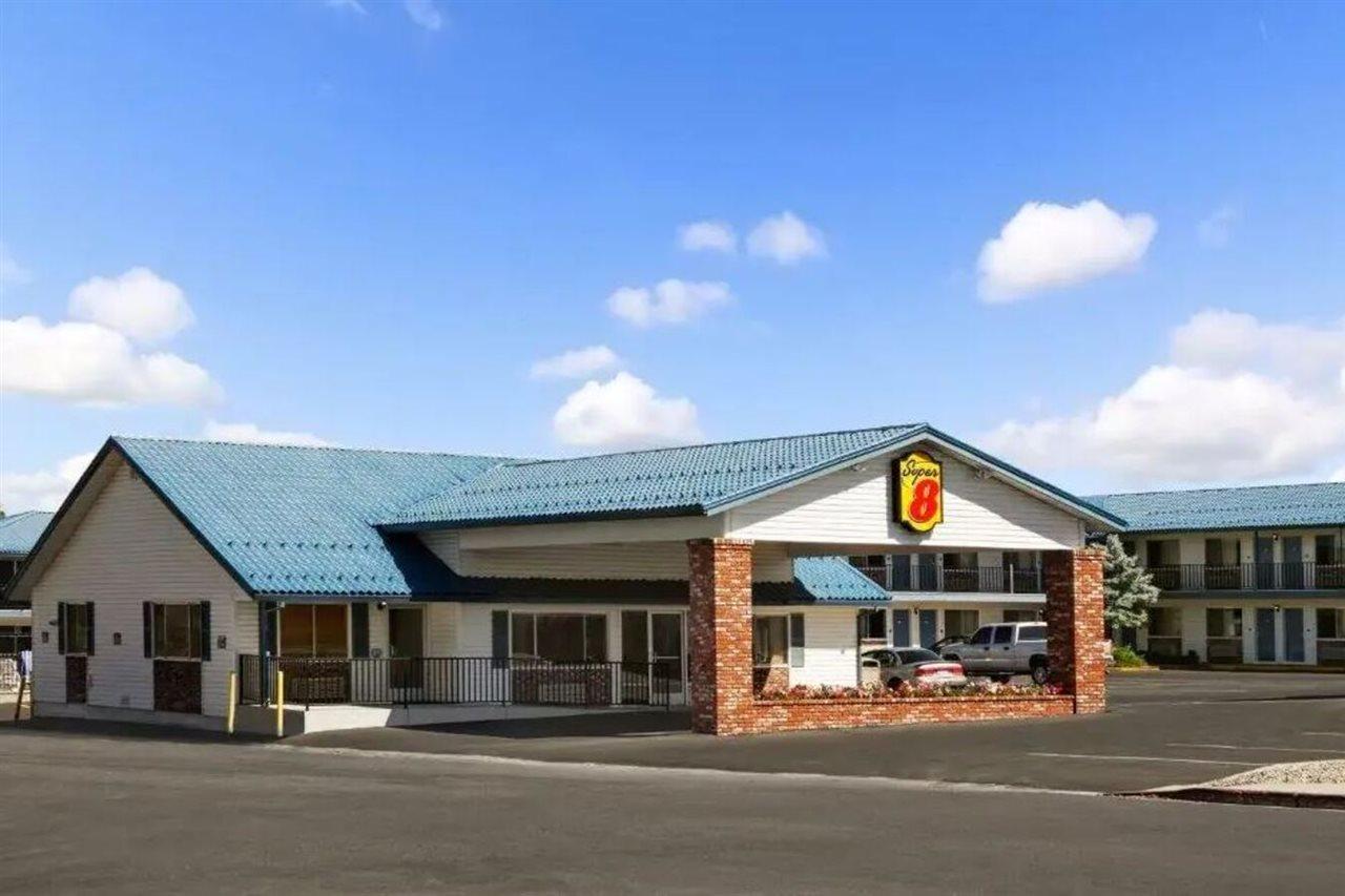 Super 8 By Wyndham Susanville Exterior photo